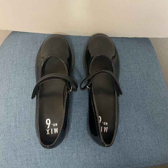 Mix No. 6 Lucy Mary Jane Flat - Kids size 6 - Picture 2 of 14